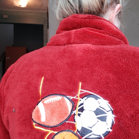 Red children's bath robe - Picture 3 of 6